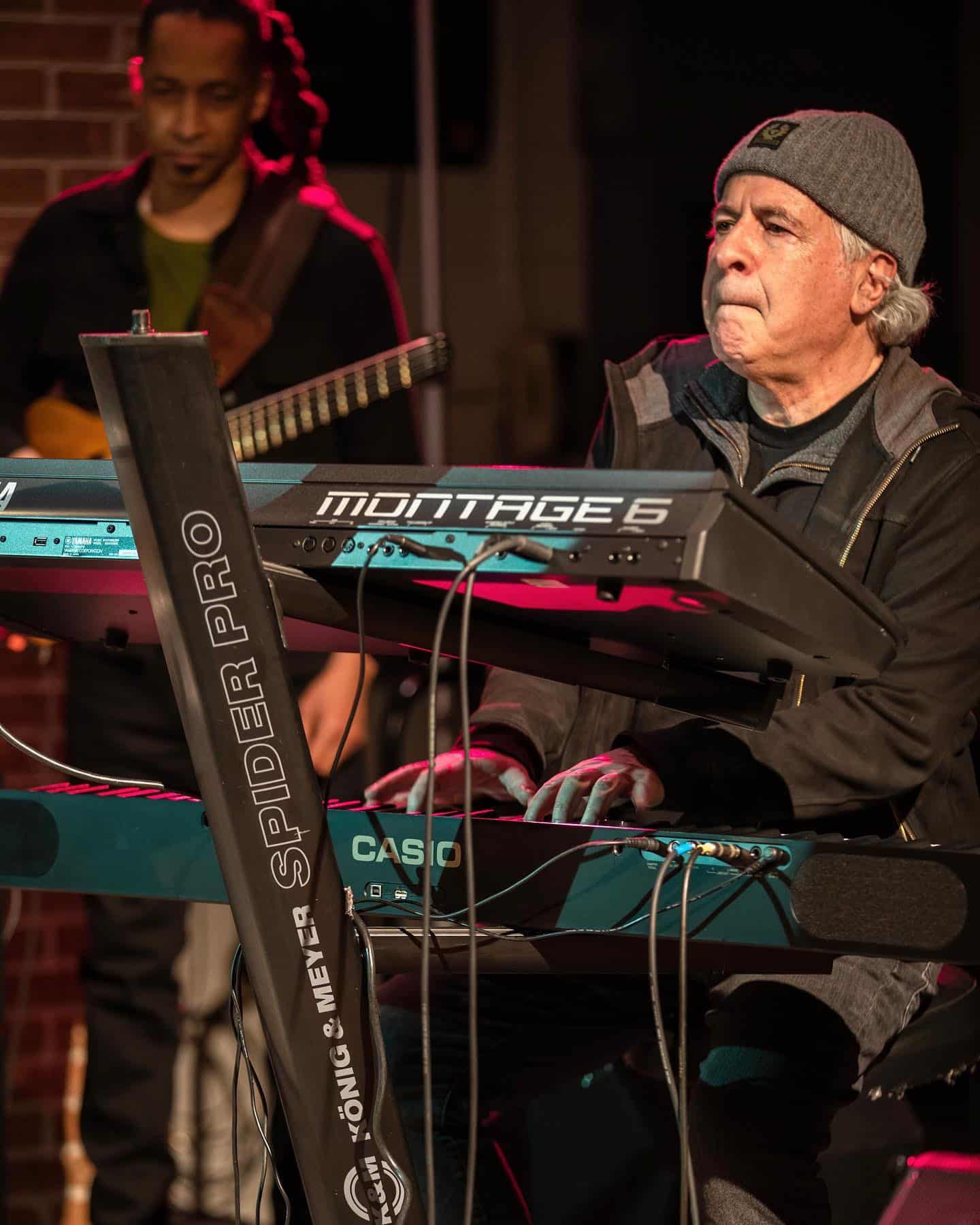 David Bach performing live on keys