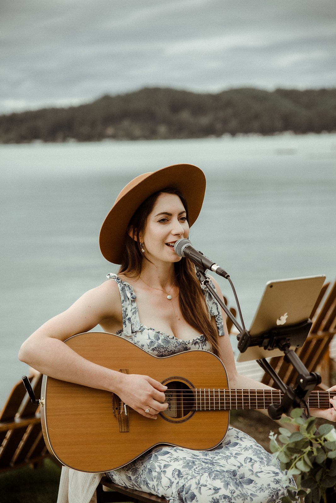 Jessica, vocalist and guitarist, performing live